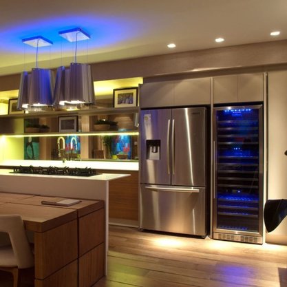 Adega 154 Garrafas Digital Led Dual Zone Built-in 220V Elettromec