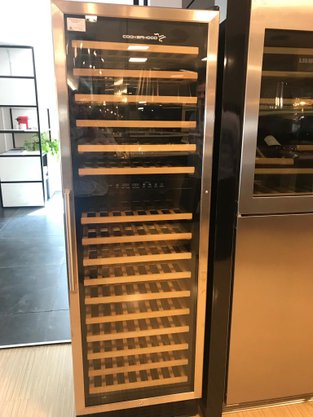 Adega 166 Garrafas Dual Zone Inox Porta de Vidro Vinho Tinto/Branco 220V Cookerhood