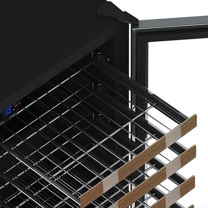 Adega 59 Garrafas Piubella Preto 220V Venax