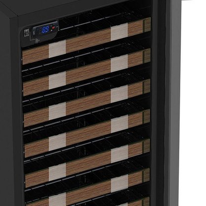 Adega 59 Garrafas Piubella Preto 220V Venax