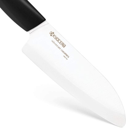 Faca Cerâmica Santoku Ergonomic 5.5" Lâmina Branca Cabo Preto Kyocera