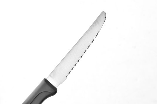 Faca Profissional Serrilhada 5" Inox James.F