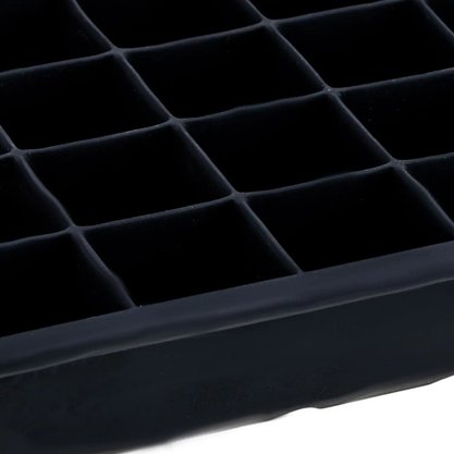 Forma de Gelo 24 Cubos 20x13x3cm em Silicone Preto Weck