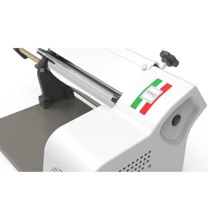 Laminador de Massas PRO 28cm com Cortador Elétrico 220V Anodilar